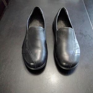 Aravon Faith Women's Black Leather Shoes   Size 6.5